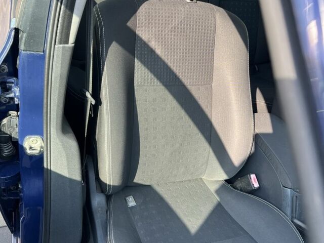 Синий Рено Меган, объемом двигателя 1.5 л и пробегом 334 тыс. км за 3100 $, фото 21 на Automoto.ua