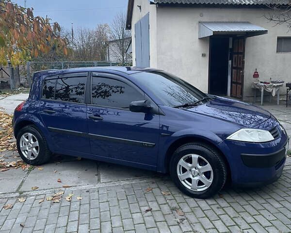 Синій Рено Меган, об'ємом двигуна 1.39 л та пробігом 277 тис. км за 4900 $, фото 4 на Automoto.ua