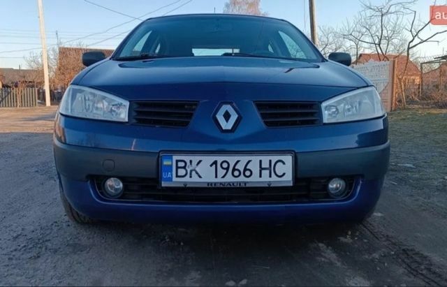 Синій Рено Меган, об'ємом двигуна 1.5 л та пробігом 367 тис. км за 3999 $, фото 21 на Automoto.ua