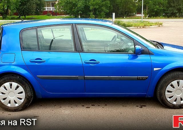 Синій Рено Меган, об'ємом двигуна 1.6 л та пробігом 202 тис. км за 4800 $, фото 1 на Automoto.ua