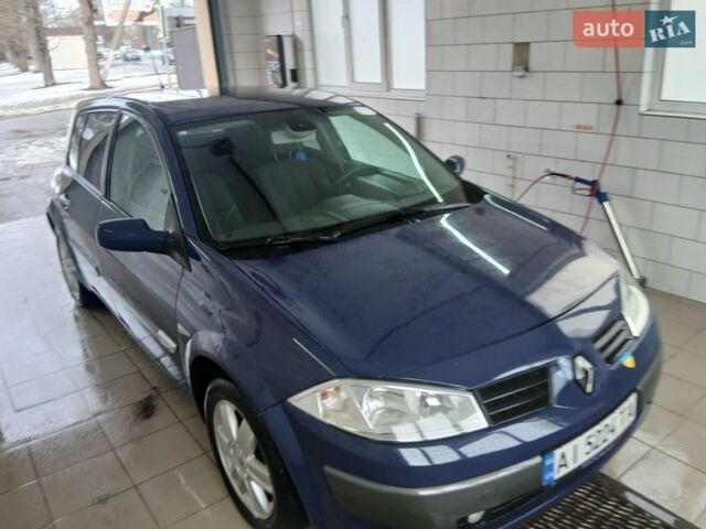 Синий Рено Меган, объемом двигателя 1.6 л и пробегом 235 тыс. км за 5778 $, фото 32 на Automoto.ua