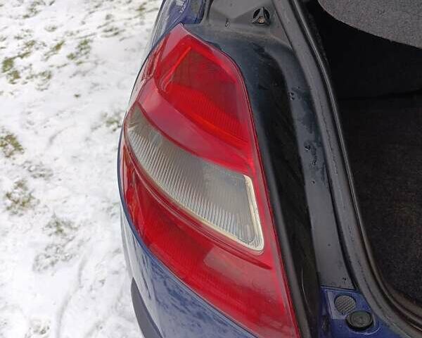 Синий Рено Меган, объемом двигателя 1.5 л и пробегом 320 тыс. км за 4650 $, фото 55 на Automoto.ua