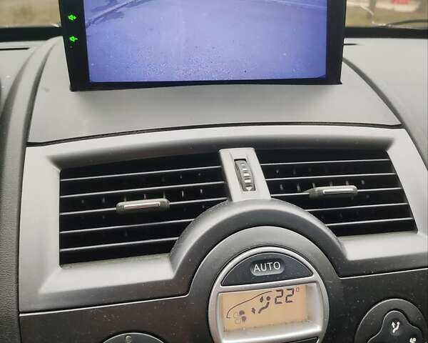 Синий Рено Меган, объемом двигателя 2 л и пробегом 194 тыс. км за 6200 $, фото 13 на Automoto.ua