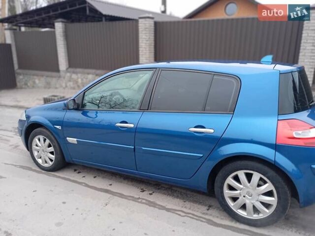 Синій Рено Меган, об'ємом двигуна 1.6 л та пробігом 275 тис. км за 4100 $, фото 4 на Automoto.ua