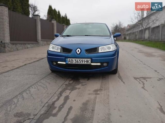 Синій Рено Меган, об'ємом двигуна 1.6 л та пробігом 275 тис. км за 4100 $, фото 12 на Automoto.ua