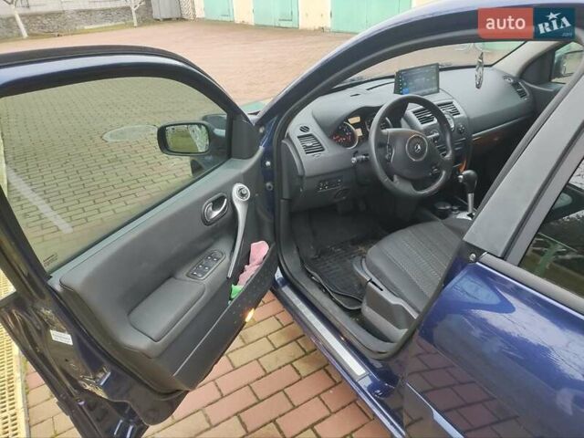 Синий Рено Меган, объемом двигателя 2 л и пробегом 194 тыс. км за 6200 $, фото 7 на Automoto.ua