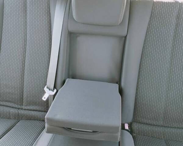 Синий Рено Меган, объемом двигателя 1.6 л и пробегом 186 тыс. км за 4600 $, фото 4 на Automoto.ua