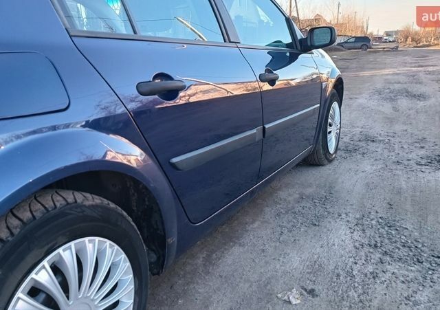 Синий Рено Меган, объемом двигателя 1.5 л и пробегом 367 тыс. км за 3350 $, фото 27 на Automoto.ua