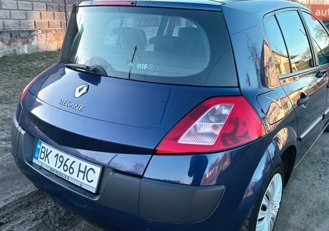 Синий Рено Меган, объемом двигателя 1.5 л и пробегом 367 тыс. км за 3350 $, фото 28 на Automoto.ua