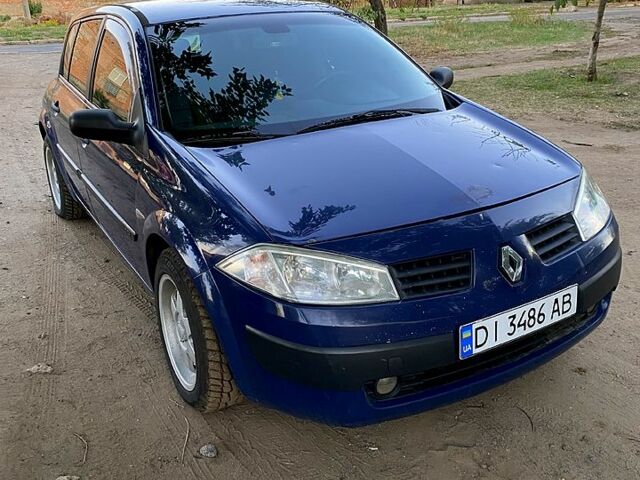 Рено Меган 2007 в Вознесенске на Automoto.ua Синий Рено Меган, объемом двигателя 1.5 л и пробегом 0 тыс. км за 3000 $, фото 9 на Automoto.ua