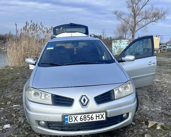 Синій Рено Меган, об'ємом двигуна 1.5 л та пробігом 486 тис. км за 4600 $, фото 9 на Automoto.ua