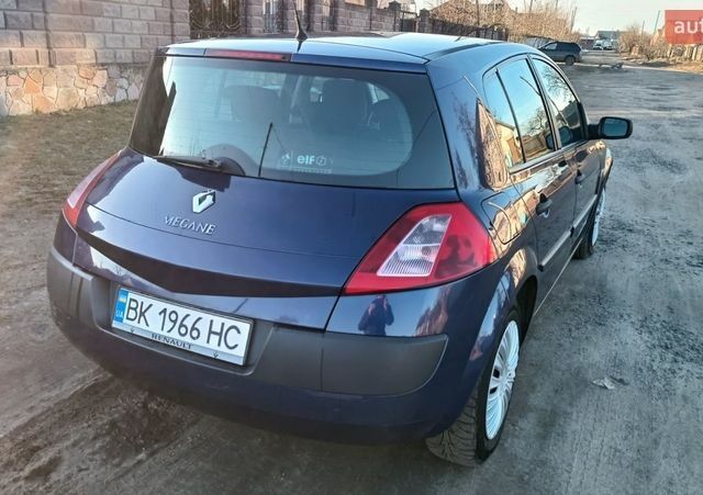 Синий Рено Меган, объемом двигателя 1.5 л и пробегом 367 тыс. км за 3350 $, фото 7 на Automoto.ua