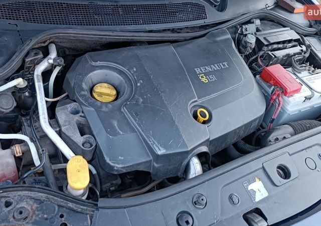 Синий Рено Меган, объемом двигателя 1.5 л и пробегом 367 тыс. км за 3350 $, фото 53 на Automoto.ua