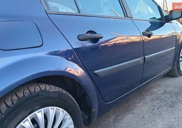 Синий Рено Меган, объемом двигателя 1.5 л и пробегом 367 тыс. км за 3350 $, фото 26 на Automoto.ua