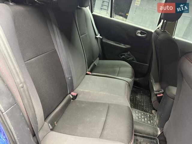 Синий Рено Меган, объемом двигателя 1.6 л и пробегом 233 тыс. км за 5300 $, фото 14 на Automoto.ua