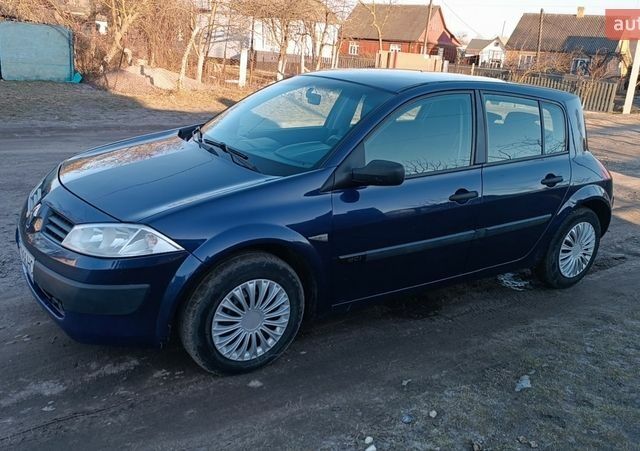 Синий Рено Меган, объемом двигателя 1.5 л и пробегом 367 тыс. км за 3350 $, фото 12 на Automoto.ua
