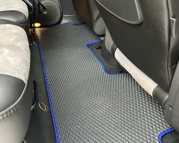 Синий Рено Меган, объемом двигателя 1.46 л и пробегом 350 тыс. км за 5300 $, фото 9 на Automoto.ua