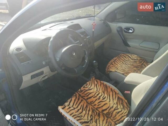 Синий Рено Меган, объемом двигателя 1.5 л и пробегом 140 тыс. км за 5500 $, фото 3 на Automoto.ua