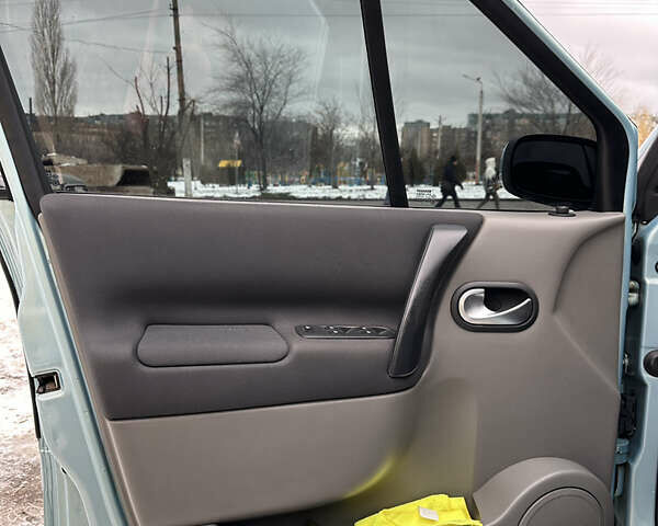 Синий Рено Меган, объемом двигателя 1.46 л и пробегом 350 тыс. км за 5300 $, фото 14 на Automoto.ua