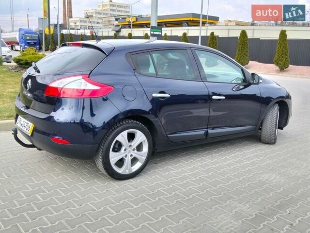 Синій Рено Меган, об'ємом двигуна 1.6 л та пробігом 210 тис. км за 7100 $, фото 7 на Automoto.ua