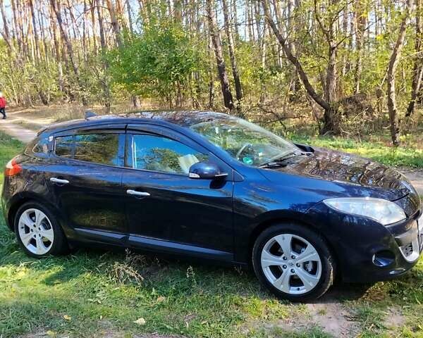 Синий Рено Меган, объемом двигателя 1.6 л и пробегом 222 тыс. км за 7000 $, фото 11 на Automoto.ua