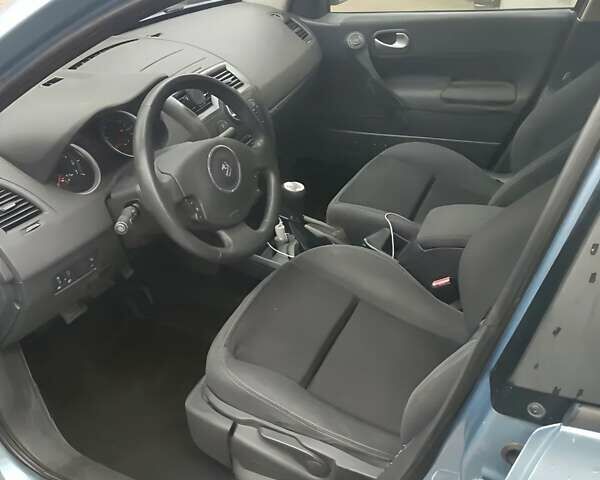 Синий Рено Меган, объемом двигателя 1.46 л и пробегом 260 тыс. км за 4800 $, фото 20 на Automoto.ua