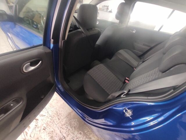 Синій Рено Меган, об'ємом двигуна 1.6 л та пробігом 186 тис. км за 5600 $, фото 6 на Automoto.ua