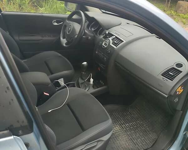 Синий Рено Меган, объемом двигателя 1.46 л и пробегом 260 тыс. км за 4800 $, фото 22 на Automoto.ua