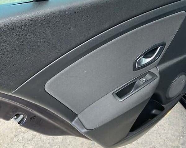 Синій Рено Меган, об'ємом двигуна 1.6 л та пробігом 204 тис. км за 6500 $, фото 4 на Automoto.ua