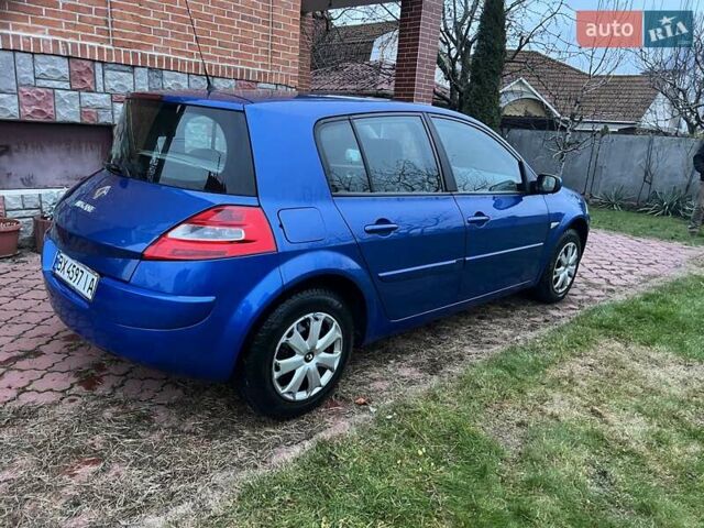 Синій Рено Меган, об'ємом двигуна 1.6 л та пробігом 190 тис. км за 5300 $, фото 3 на Automoto.ua