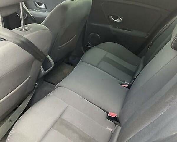 Синій Рено Меган, об'ємом двигуна 1.6 л та пробігом 204 тис. км за 6500 $, фото 5 на Automoto.ua