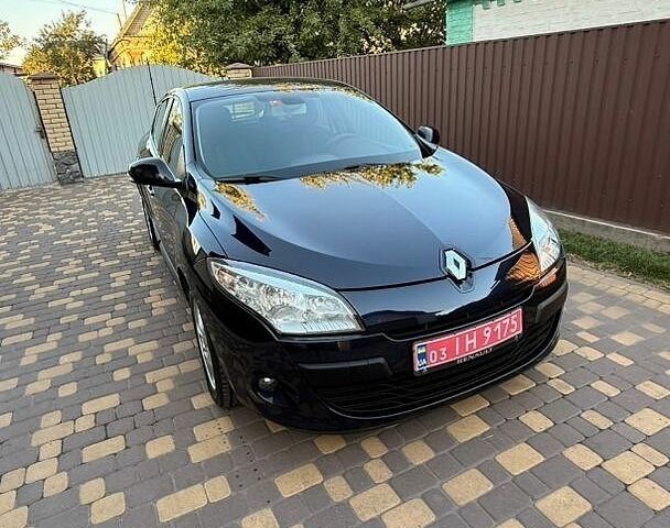 Синій Рено Меган, об'ємом двигуна 1.6 л та пробігом 183 тис. км за 6700 $, фото 19 на Automoto.ua