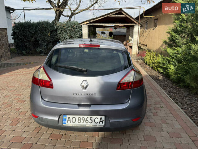 Синий Рено Меган, объемом двигателя 1.46 л и пробегом 290 тыс. км за 4950 $, фото 3 на Automoto.ua