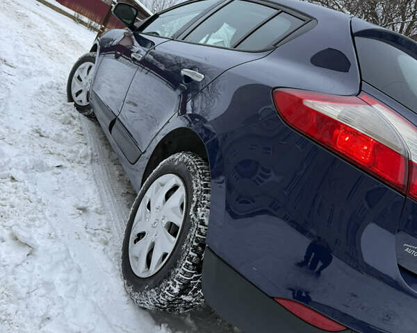 Синій Рено Меган, об'ємом двигуна 1.6 л та пробігом 227 тис. км за 6150 $, фото 5 на Automoto.ua