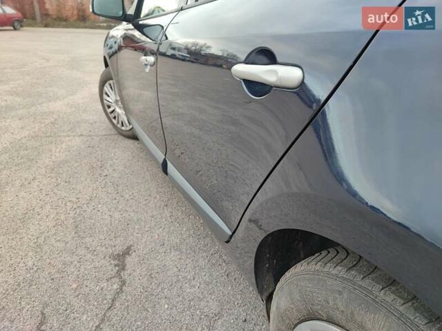 Синий Рено Меган, объемом двигателя 1.6 л и пробегом 203 тыс. км за 6700 $, фото 17 на Automoto.ua