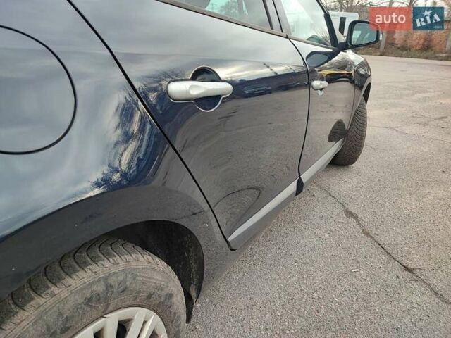 Синий Рено Меган, объемом двигателя 1.6 л и пробегом 203 тыс. км за 6700 $, фото 19 на Automoto.ua