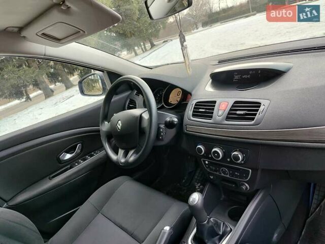 Синій Рено Меган, об'ємом двигуна 1.6 л та пробігом 192 тис. км за 6350 $, фото 13 на Automoto.ua