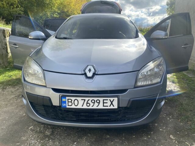 Рено Меган 2009 в Тернополе на Automoto.ua Синий Рено Меган, объемом двигателя 1.5 л и пробегом 288 тыс. км за 5999 $, фото 13 на Automoto.ua
