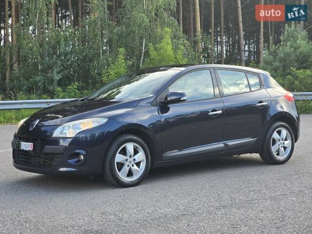 Синий Рено Меган, объемом двигателя 1.5 л и пробегом 227 тыс. км за 7299 $, фото 8 на Automoto.ua