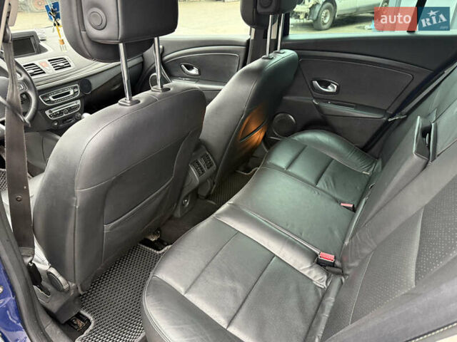 Синій Рено Меган, об'ємом двигуна 1.9 л та пробігом 220 тис. км за 6500 $, фото 18 на Automoto.ua