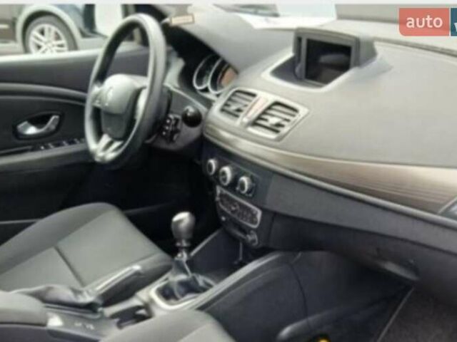 Рено Меган 2009 в Талалаевки на Automoto.ua Синий Рено Меган, объемом двигателя 1.6 л и пробегом 220 тыс. км за 7100 $, фото 6 на Automoto.ua