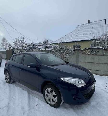 Синій Рено Меган, об'ємом двигуна 1.6 л та пробігом 217 тис. км за 6500 $, фото 2 на Automoto.ua