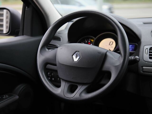 Синий Рено Меган, объемом двигателя 1.6 л и пробегом 239 тыс. км за 6900 $, фото 13 на Automoto.ua