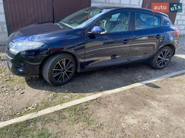 Синий Рено Меган, объемом двигателя 1.5 л и пробегом 289 тыс. км за 6000 $, фото 7 на Automoto.ua