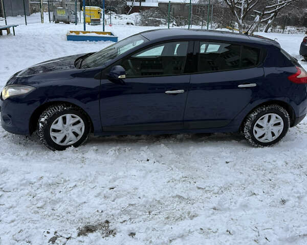 Синій Рено Меган, об'ємом двигуна 1.6 л та пробігом 227 тис. км за 6150 $, фото 23 на Automoto.ua