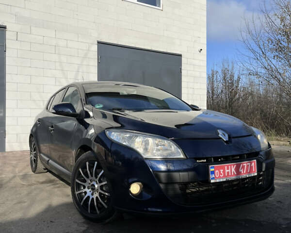 Синий Рено Меган, объемом двигателя 1.6 л и пробегом 187 тыс. км за 7150 $, фото 2 на Automoto.ua