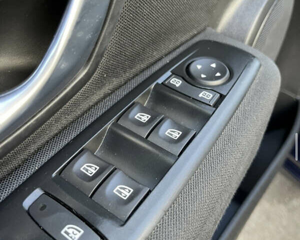 Синий Рено Меган, объемом двигателя 1.6 л и пробегом 187 тыс. км за 7150 $, фото 20 на Automoto.ua