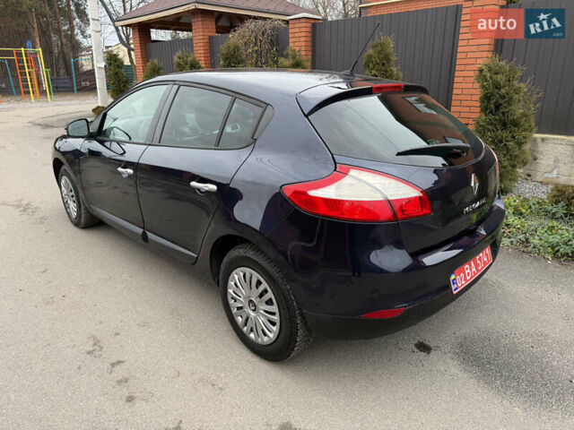 Синий Рено Меган, объемом двигателя 0 л и пробегом 200 тыс. км за 6600 $, фото 6 на Automoto.ua
