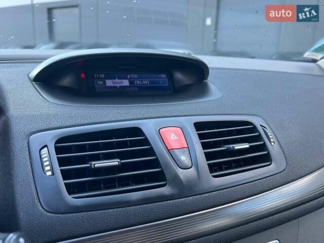 Рено Меган 2009 у Львові на Automoto.ua Синій Рено Меган, об'ємом двигуна 1.5 л та пробігом 244 тис. км за 5940 $, фото 33 на Automoto.ua