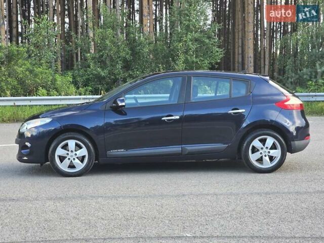 Синий Рено Меган, объемом двигателя 1.5 л и пробегом 227 тыс. км за 7299 $, фото 7 на Automoto.ua